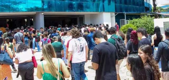 Secretário vê redução de ordens para ingresso de adolescentes em universidades