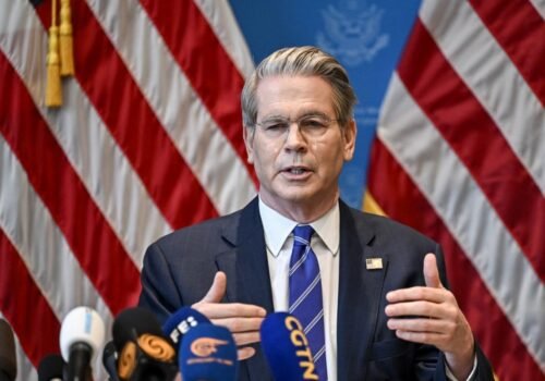 Tesouro dos EUA alerta UE contra retaliação tarifária em meio à crise da Groenlândia