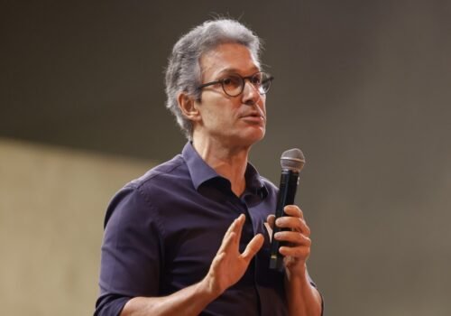 Zema minimiza divisão da direita e diz que campo conservador vai se unir no 2º turno