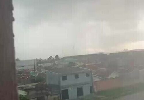 VÍDEO: Tornado atinge São José dos Pinhais, na região metropolitana de Curitiba