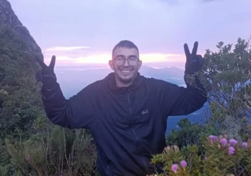 Jovem que se perdeu no Pico Paraná estrela campanha educativa dos Bombeiros