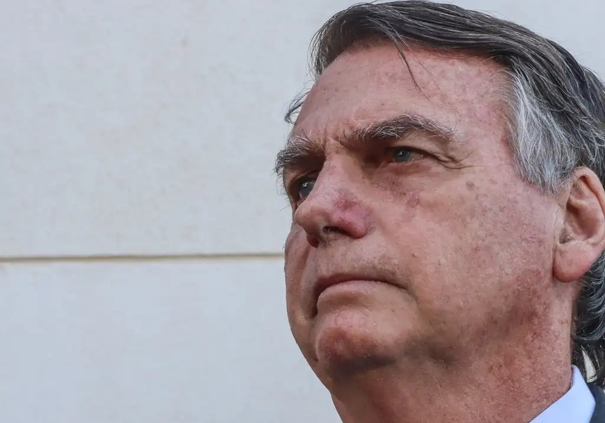 Moraes autoriza visitas de parlamentares do PL a Bolsonaro na Papudinha