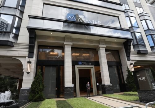 FGC começa a ressarcir investidores do Banco Master; mais de 369 mil pedidos já foram registrados