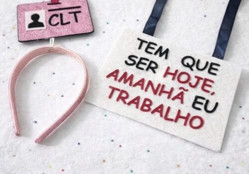 Mounjaro, tadalafila e até CLT: fantasias de plaquinha fazem sucesso no carnaval do Rio