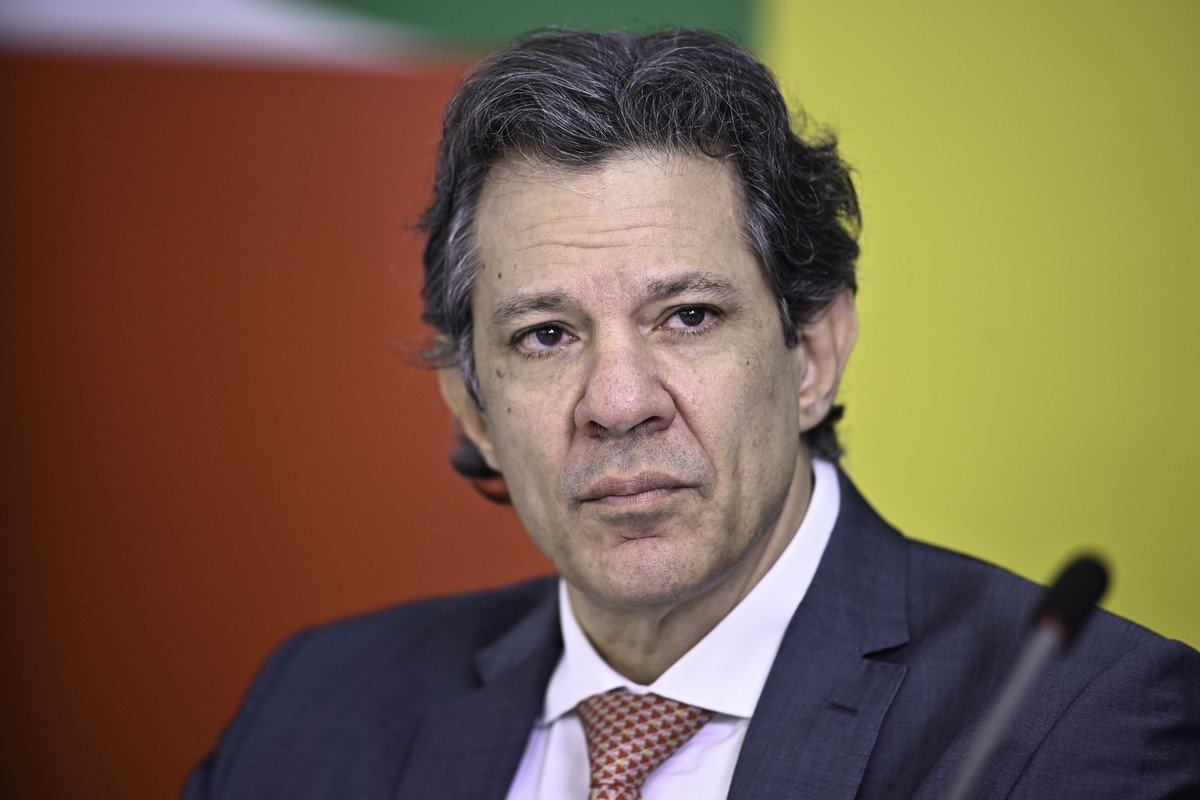 Haddad diz que Galípolo herdou ‘abacaxi’ do Banco Master da gestão anterior