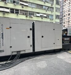 Após três dias sem luz, moradores de Copacabana voltam a sofrer com falta de energia