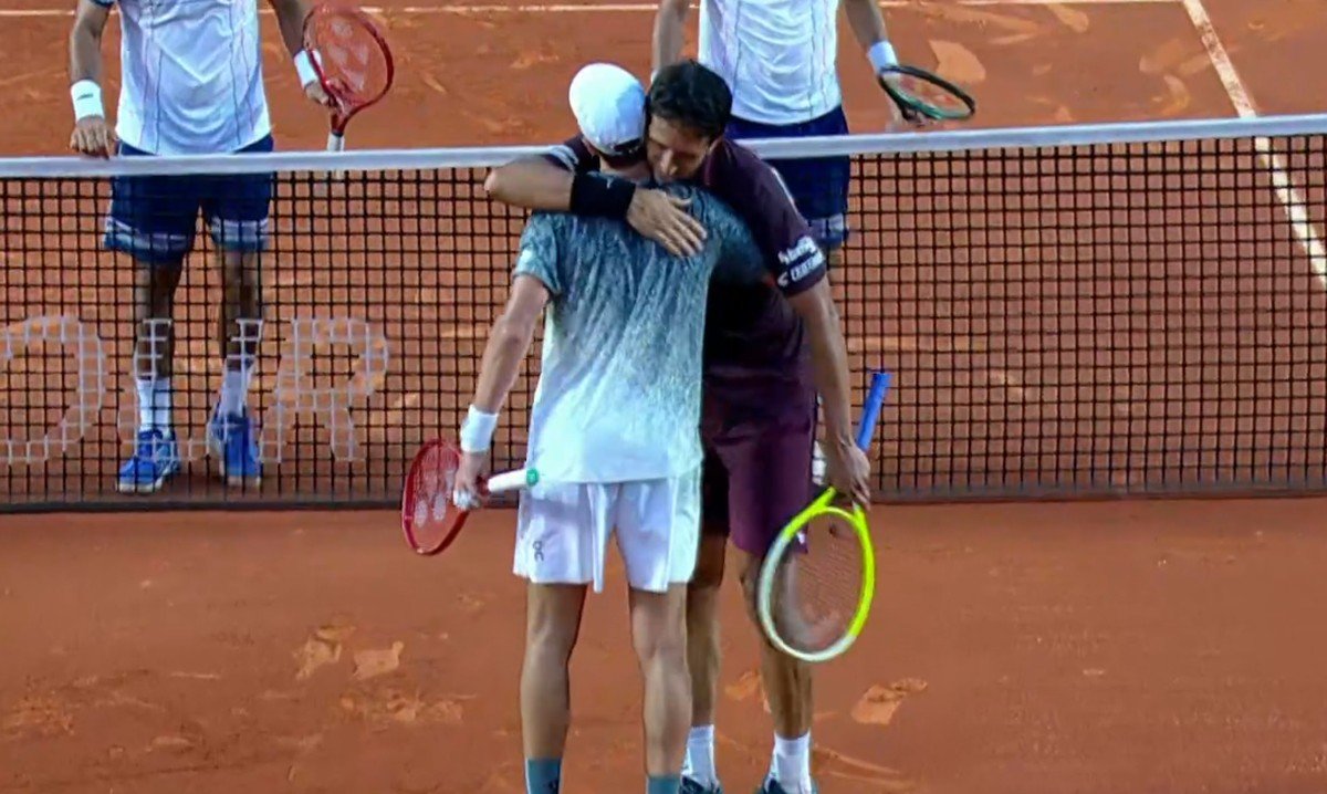 Brasileiros João Fonseca e Marcelo Melo avançam para final do torneio de duplas do Rio Open