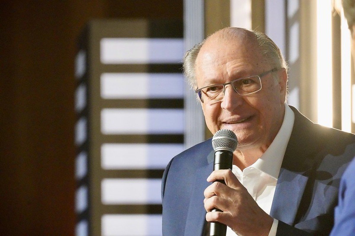 Alckmin volta a dizer que Brasil será o país mais beneficiado pela tarifa de 15% imposta por Trump