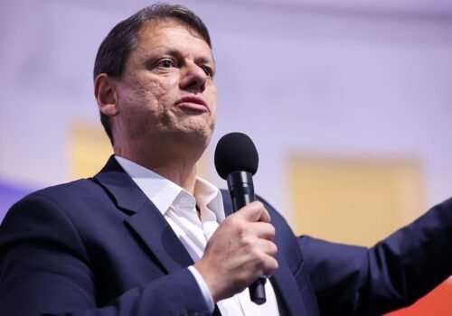 Tarcísio confirma novas conversas com ministros do STF sobre domiciliar de Bolsonaro