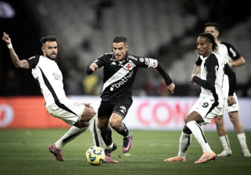 Onde assistir a Vasco x Volta Redonda pelo Carioca e aos outros jogos deste sábado (14)