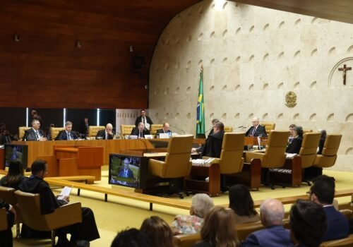 STF julga suspensão de penduricalhos no funcionalismo público