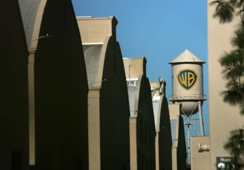 Batalha contra Neftlix: Paramount oferece cobrir multas da Warner Bros para fechar acordo