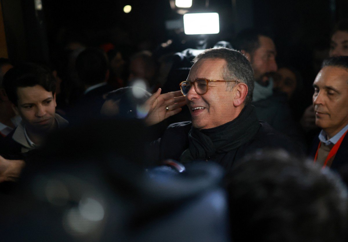 António José Seguro é eleito presidente de Portugal ao derrotar André Ventura no segundo turno