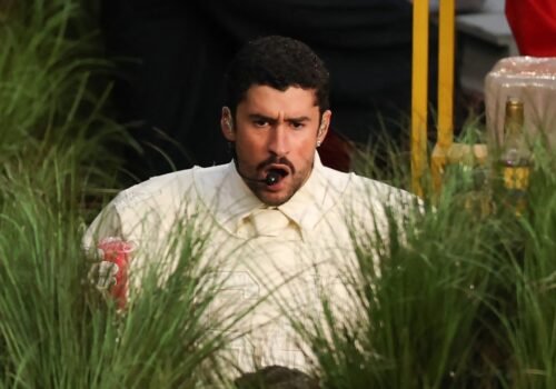 Do Super Bowl a fantasias de Carnaval: Brasil na contagem regressiva para Bad Bunny em SP