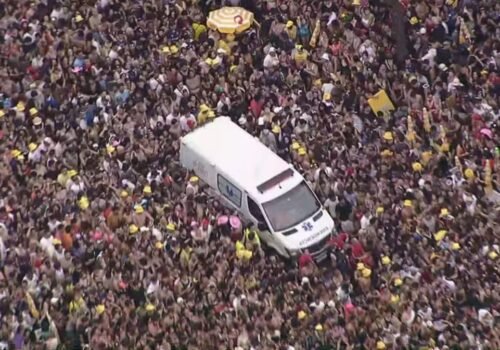 Superlotação em bloco de Calvin Harris na Consolação provoca mal-estar e atendimentos médicos em SP