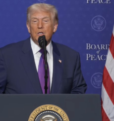 Trump afirma que Conselho de Paz servirá para 'supervisionar' a ONU