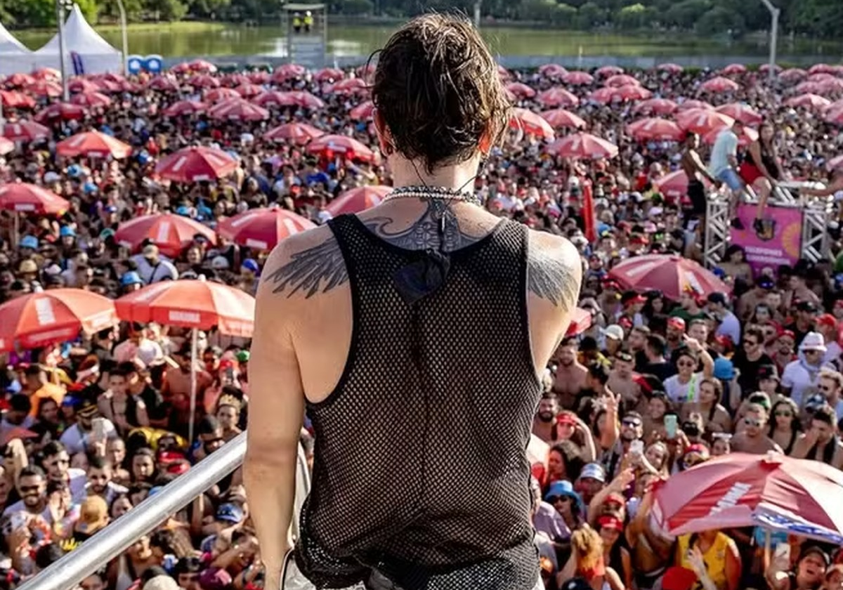 'Veio para ficar': após sucesso em SP, Di Ferrero quer levar bloco para outras cidades