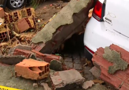 Após temporal, moradores da Ilha do Governador contabilizam prejuízos
