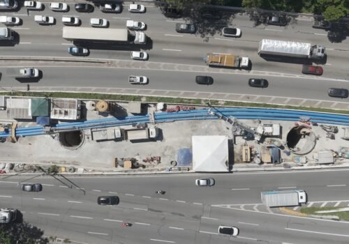 Sabesp conclui obra e trecho que abriu cratera na Marginal Tietê será liberado em março