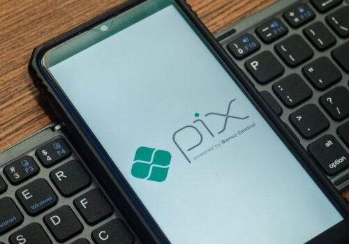 Sistema do Pix é normalizado após instabilidade neste sábado (7)