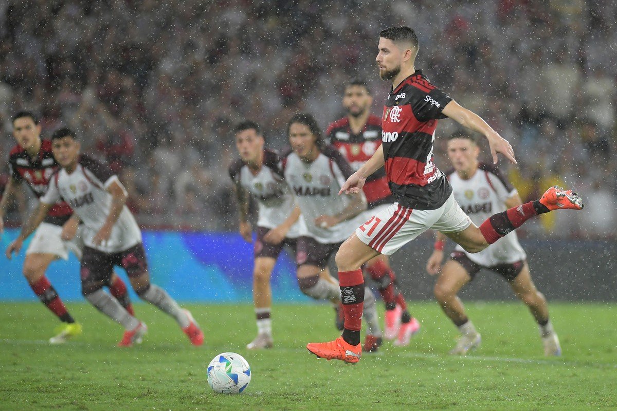 Flamengo perde para  o Lanús e fica sem a Recopa