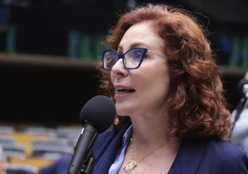 Justiça italiana encerra audiências e avança para decisão sobre extradição de Carla Zambelli