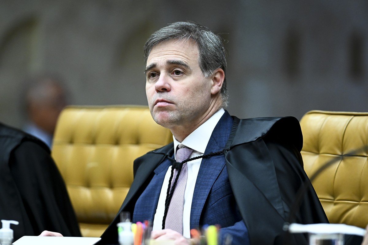 Mendonça libera acesso da PF a provas e depoimentos do caso Master