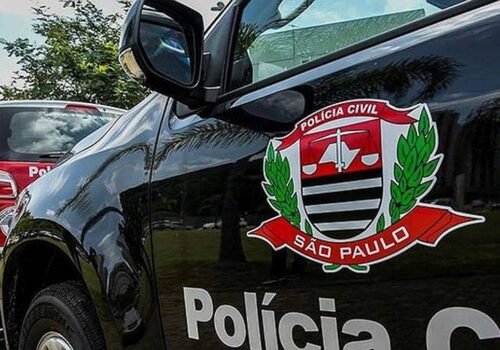 Doze pessoas são presas após operação da Polícia Civil em bloco de Carnaval na Barra Funda