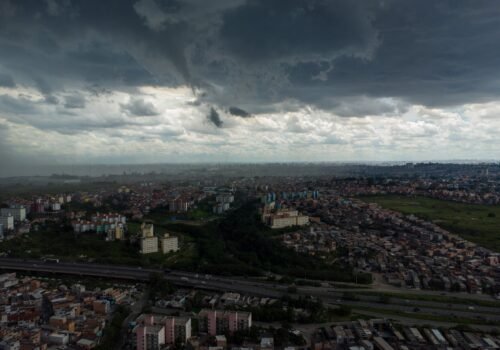 Região de Vila Prudente fica sob alerta por transbordamento de córrego