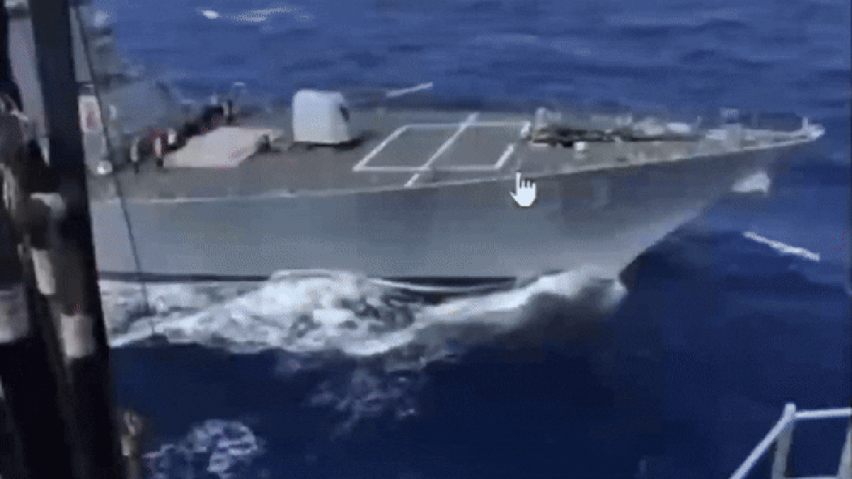 Vídeo mostra momento em que navios de guerra dos EUA batem no Caribe; veja