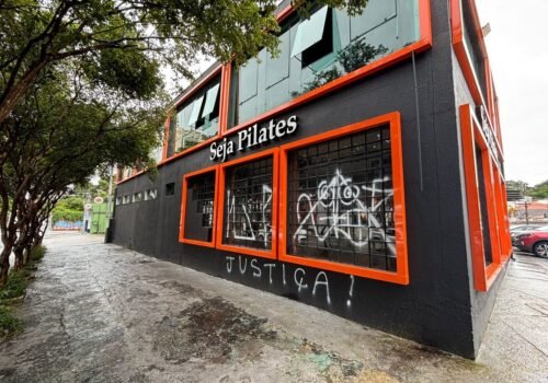 Funcionário que fez mistura química de piscina onde mulher morreu diz que recebia instruções por WhatsApp