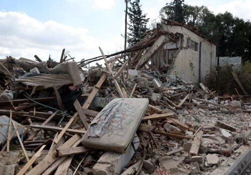 Guerra no Oriente Médio se amplia com ataque dos Houthis contra Israel