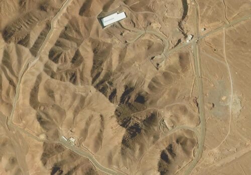 Instalação nuclear iraniana de Fordow é atacada em guerra no Oriente Médio, diz emissora israelense