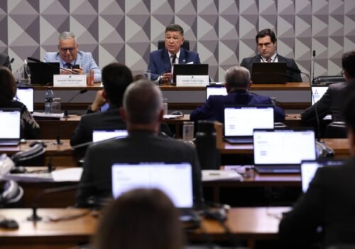 Relatório final da CPMI do INSS será analisado nesta sexta-feira