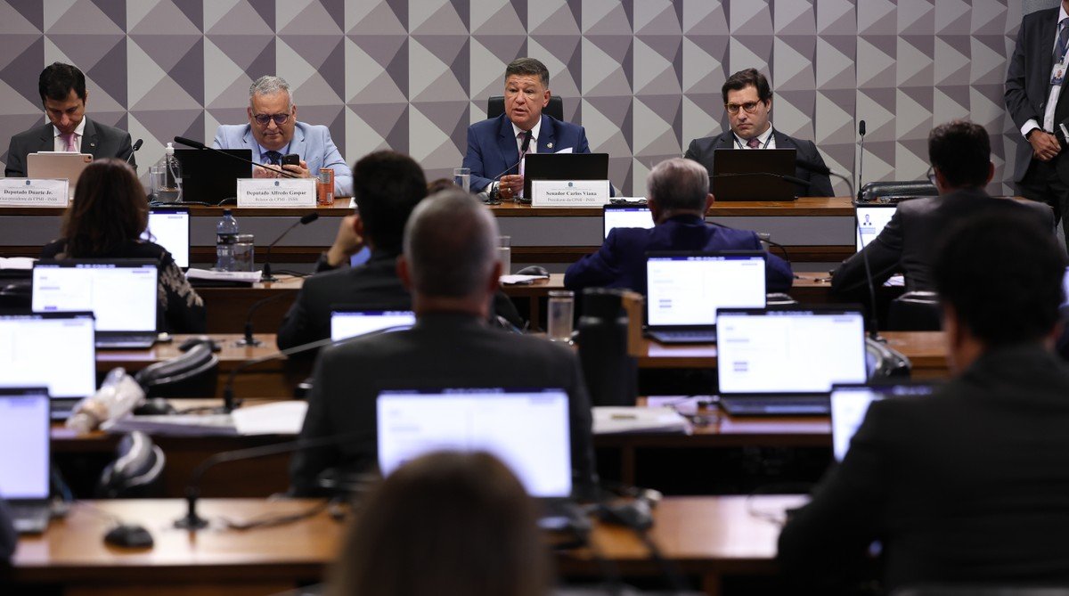 Relatório final da CPMI do INSS será analisado nesta sexta-feira