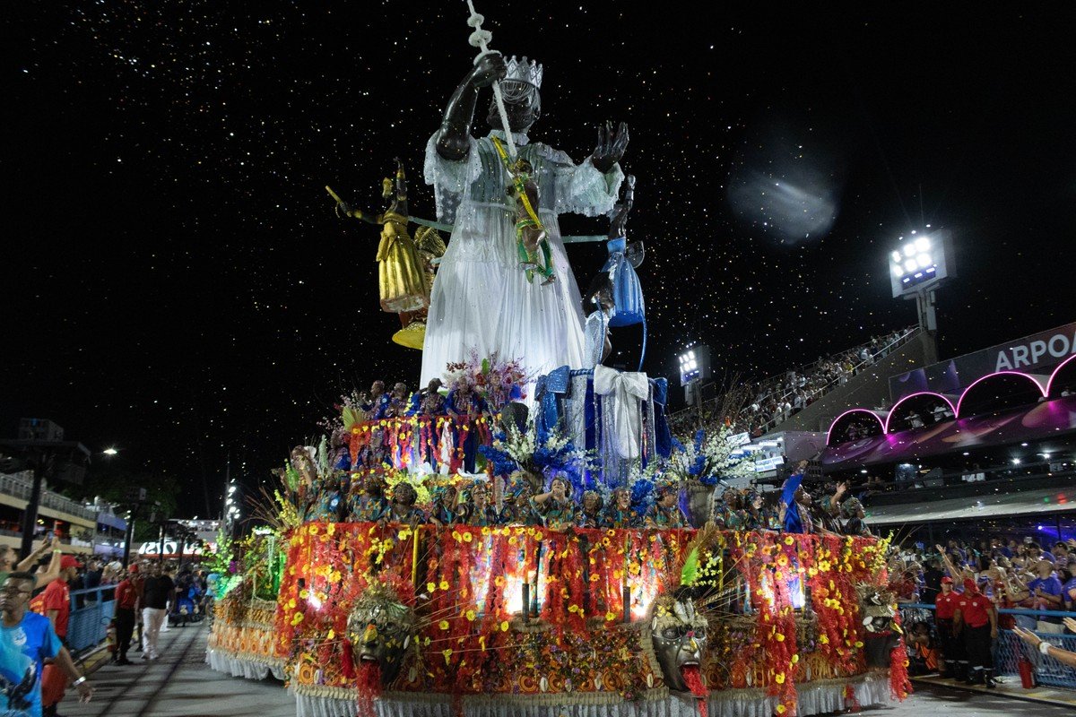 Em posse, Eduardo Cavaliere anuncia que Grupo Especial do Carnaval do Rio terá 15 escolas