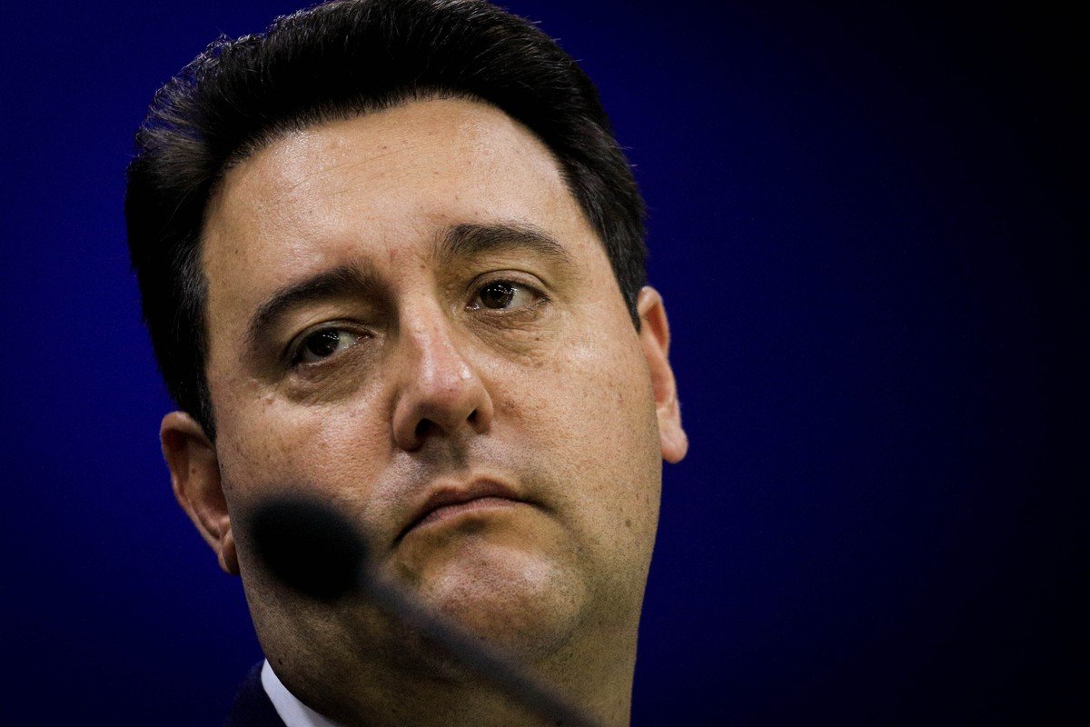 Ratinho Júnior decide concluir mandato no Paraná e fica de fora de corrida presidencial