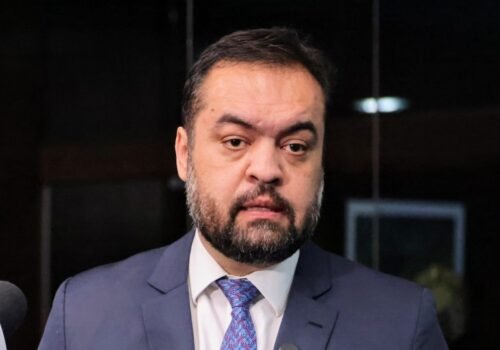 Castro, ex-governador do RJ, é condenado no TSE e fica inelegível por 8 anos