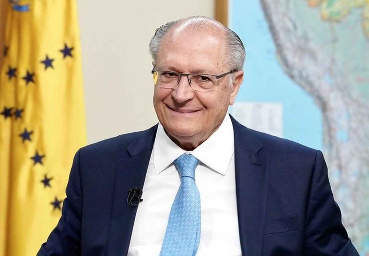 Alckmin diz que deixará ministério em 4 de abril para disputar eleições