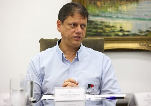 Tarcísio envia à Alesp projeto de reajuste de 10% para as polícias