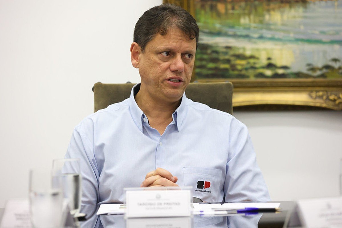 Tarcísio envia à Alesp projeto de reajuste de 10% para as polícias