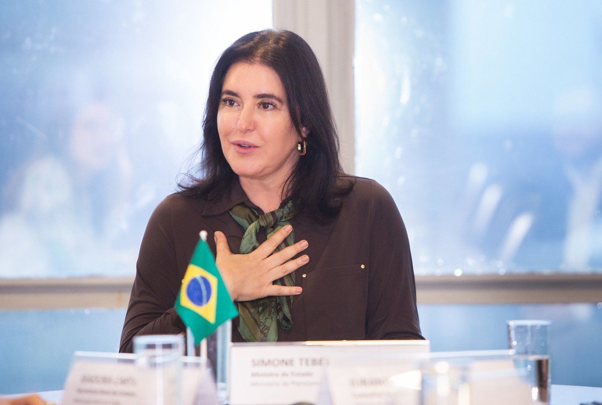 Tebet se filia ao PSB para disputar Senado em SP e defende que Alckmin siga como vice de Lula