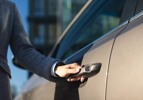 Vendas de carros novos sobem 2% no Brasil no primeiro bimestre de 2026