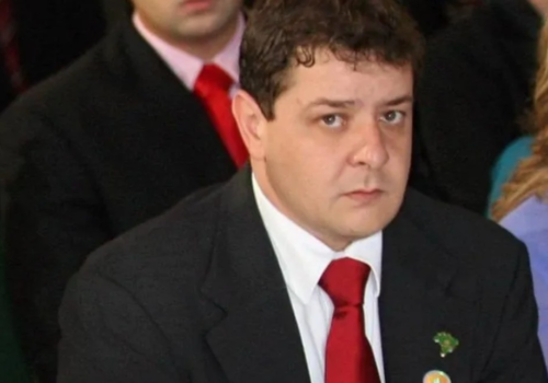 Lulinha confirma ao STF que fez viagem a Portugal ao lado do 'careca do INSS'