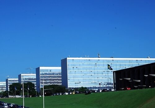 Governo detalha bloqueio de R$ 1,6 bi do Orçamento de 2026