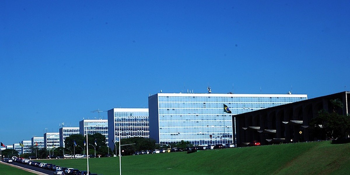 Governo detalha bloqueio de R$ 1,6 bi do Orçamento de 2026