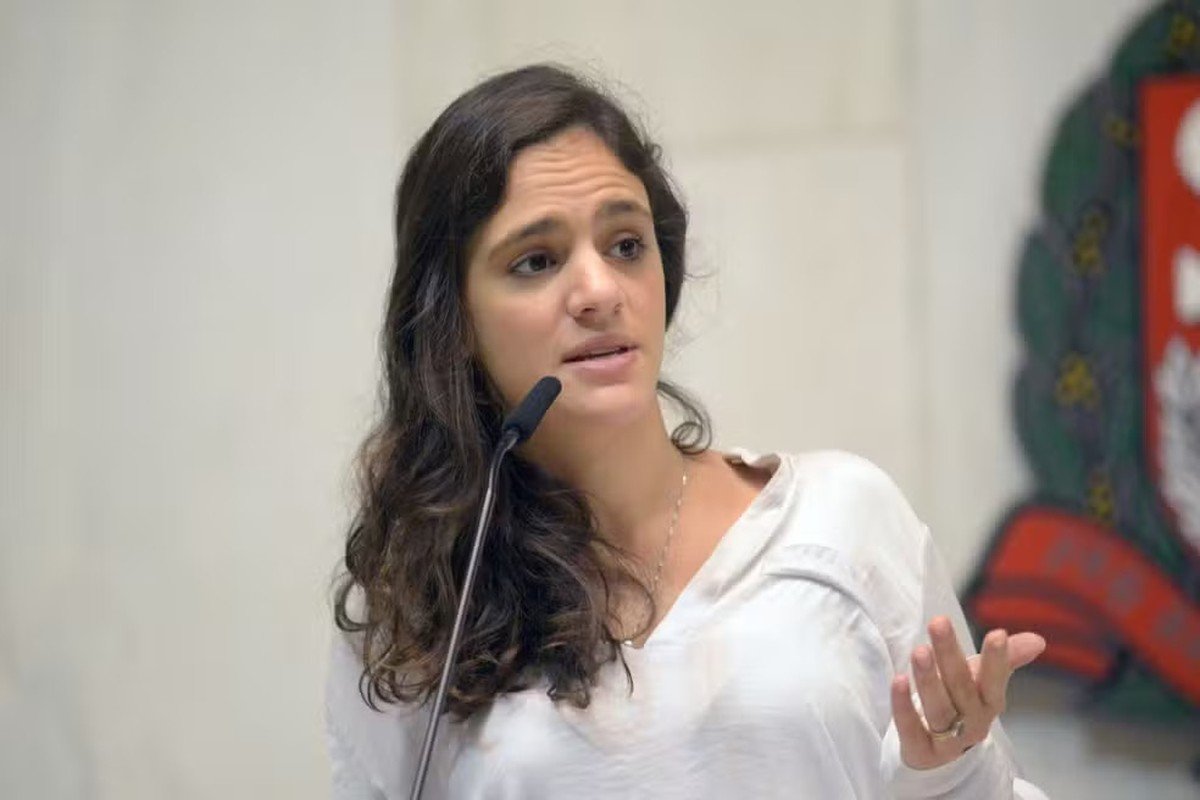 Deputada Marina Helou troca Rede pelo PSB em meio a crise interna