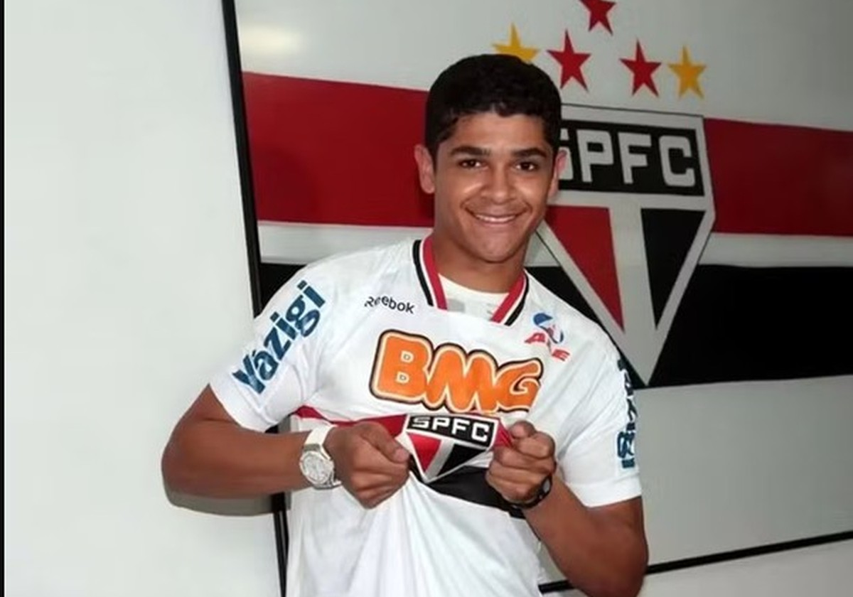 Justiça decreta prisão de ex-jogador por dívida de pensão alimentícia