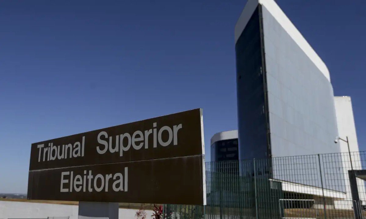 TSE aprova resolução do calendário de eleições de 2026