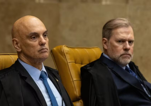 Senador protocola pedido de CPI para investigar Moraes e Toffoli sobre caso Master